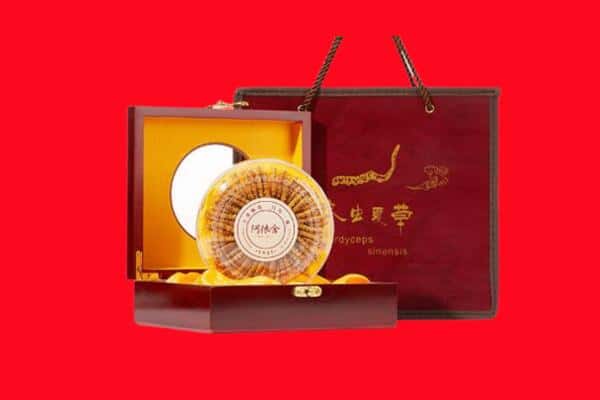 收购资讯:海南省琼海市回收冬虫夏草是按克吗